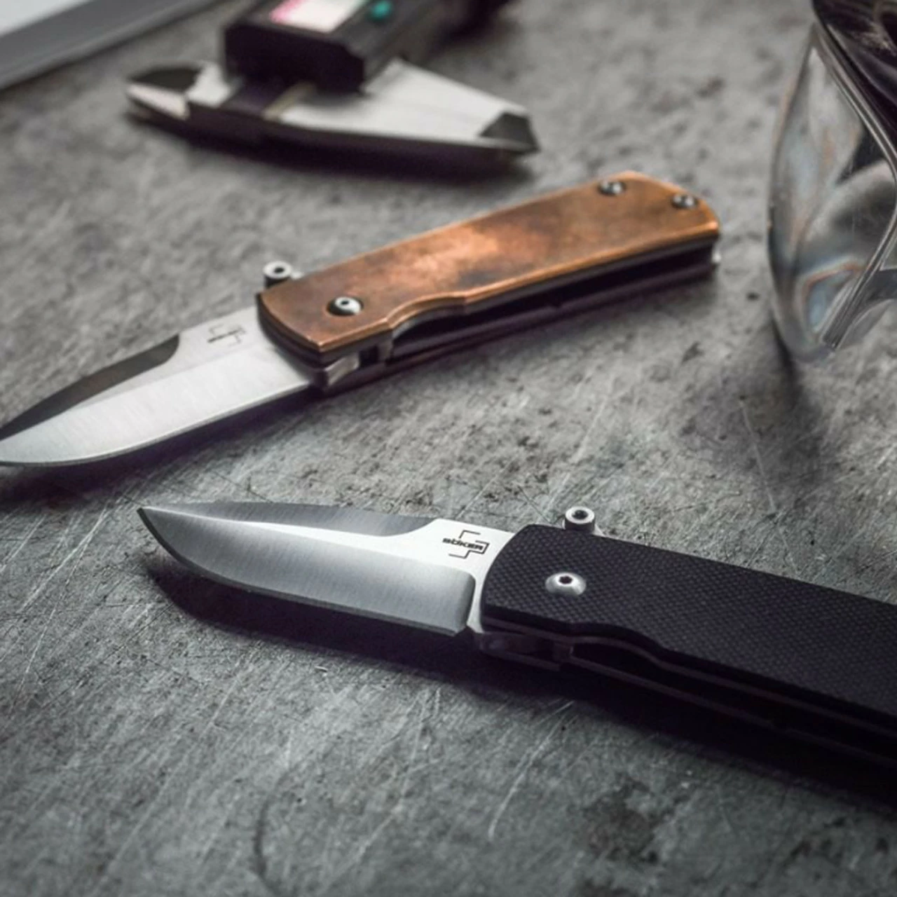 Boker Plus Shamsher A/O- Copper (1.9" D2 Satin) 01BO362 4 Boker Plus Shamsher A/O- Copper (1.9" D2 Satin) 01BO362 - Image 4