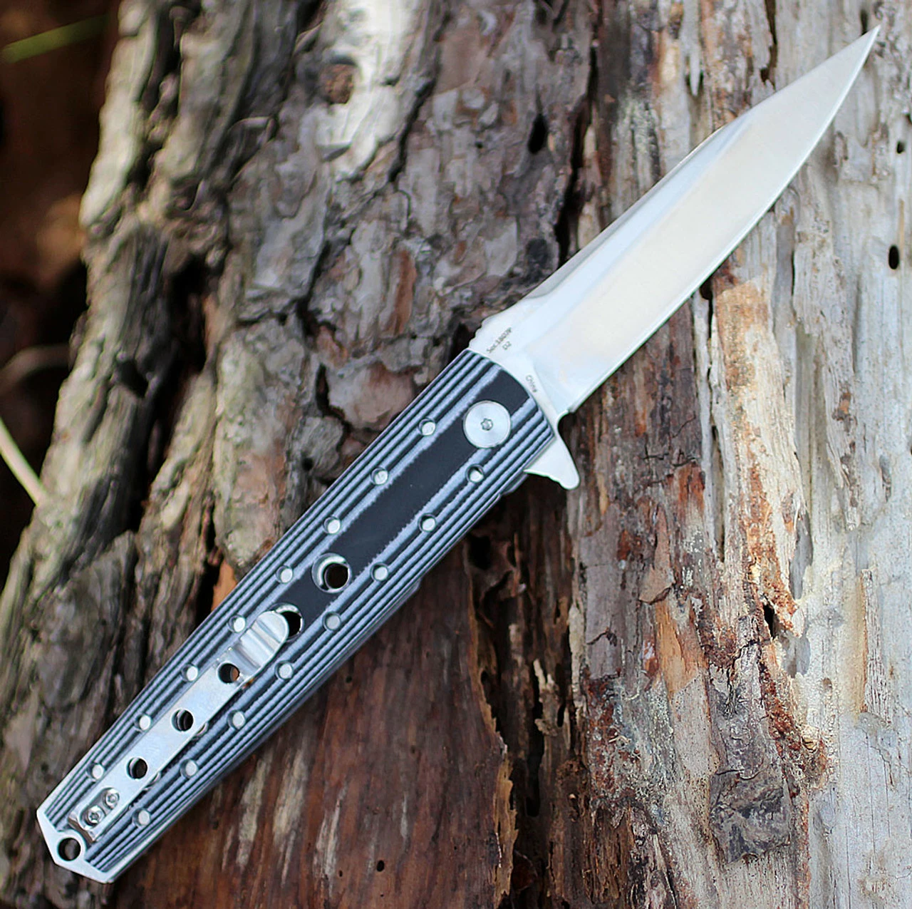 Artisan Virginia ATZ1807PBW, 3.94" D2 Plain Blade, Curved White/Black G-10 Handle 2 Artisan Virginia ATZ1807PBW, 3.94" D2 Plain Blade, Curved White/Black G-10 Handle - Image 2