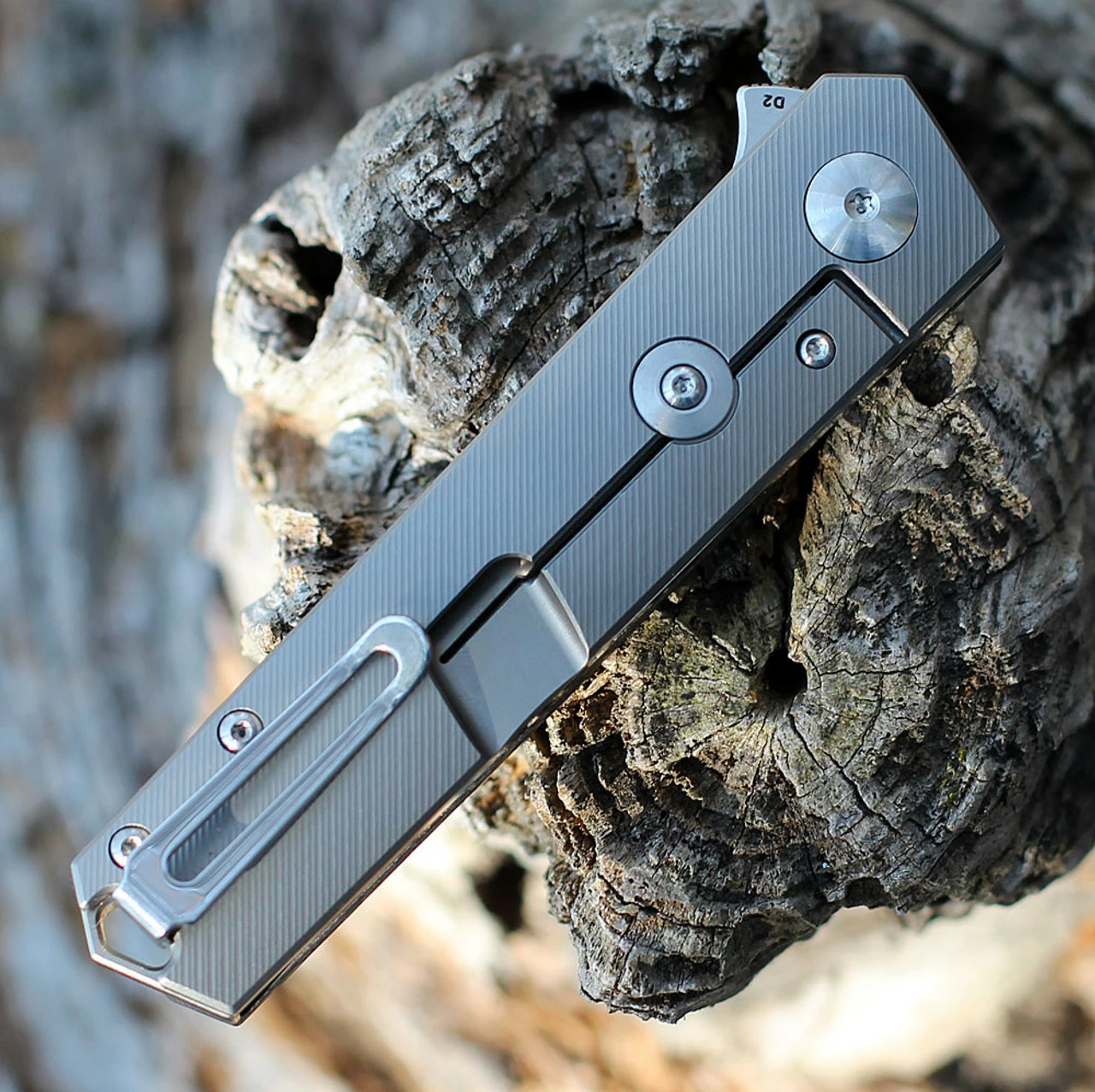 Boker Plus Kwaiken Compact Flipper Marble CF (3" D2 Satin) 01BO231 4 Boker Plus Kwaiken Compact Flipper Marble CF (3" D2 Satin) 01BO231 - Image 4