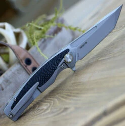 Bestech T1706B Predator, 3.6" CPM-S35VN Plain Blade, Gray Titanium Handle W/Carbon Fiber Inlay -Knifeworks Sales Shop BT1706B.1 96716.1588780902