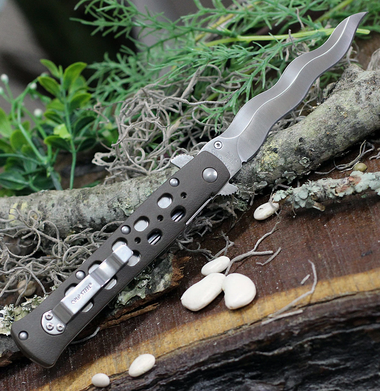 Cold Steel 4" Kris Ti-Lite Folding Knife 26SK4 (4" AUS-10A ) 26SK4 2 Cold Steel 4" Kris Ti-Lite Folding Knife 26SK4 (4" AUS-10A ) 26SK4 - Image 2