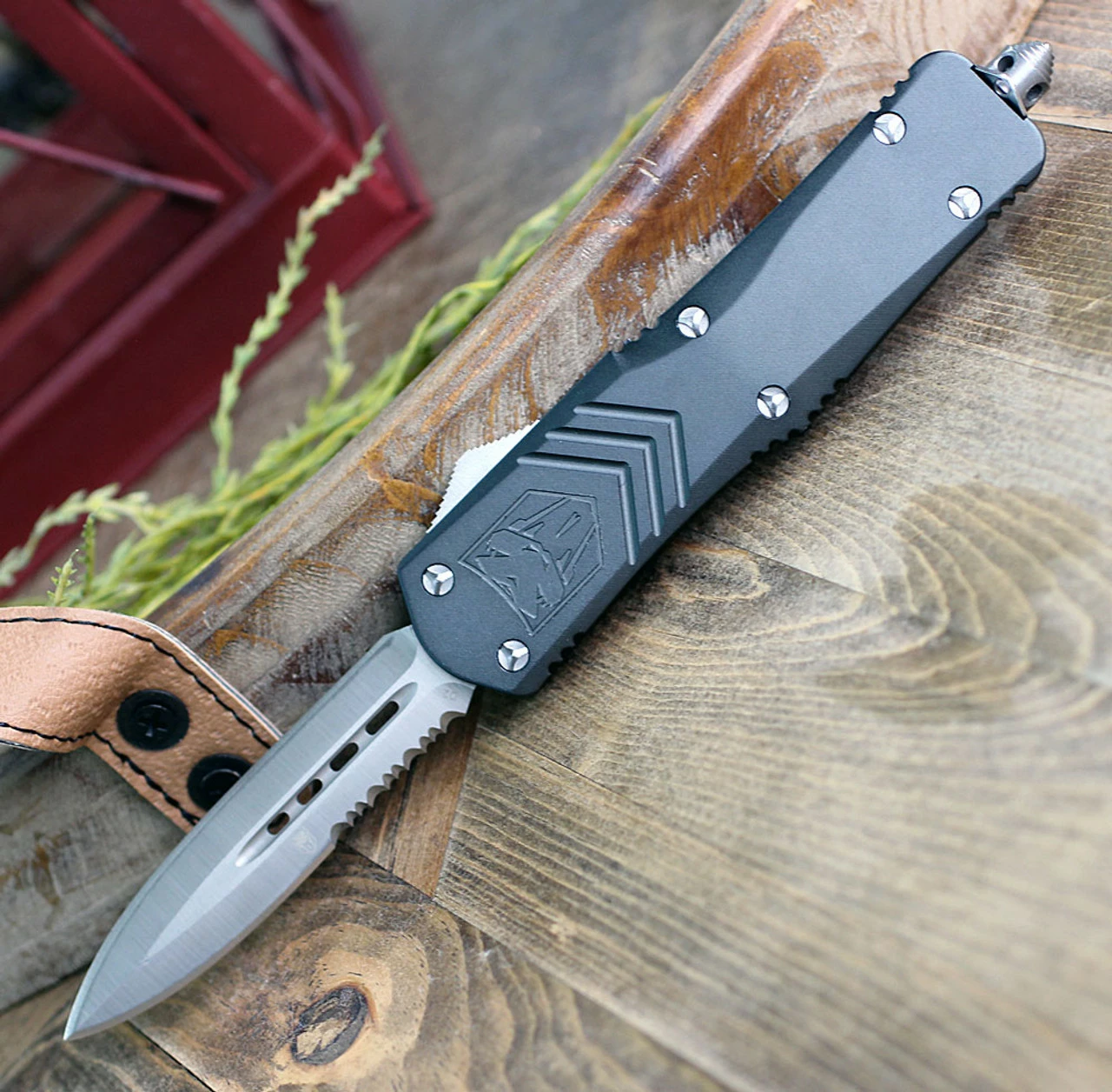 CobraTec Gray FS-X OTF Knife CTKLGRYFS-XLDAG1SS, 3.75" D2 Steel Dagger Serrated Blade, Gray Aluminum Handle 1 CobraTec Gray FS-X OTF Knife CTKLGRYFS-XLDAG1SS, 3.75" D2 Steel Dagger Serrated Blade, Gray Aluminum Handle