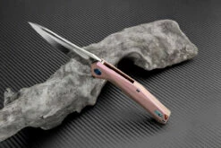 Artisan Zumwalt ATZ1808GREM, 3.78" M390 Plain Blade, Rose Titanium Handle 5 Artisan Zumwalt ATZ1808GREM, 3.78" M390 Plain Blade, Rose Titanium Handle -Knifeworks Sales Shop atz1808gre 1 66057.1566585963