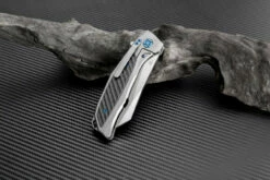 Artisan Falcon ATZ1809GGYS, 3.62" S35VN Plain Blade, Gray Carbon Fiber/Titanium Handle -Knifeworks Sales Shop atz1809ggy 2 12322.1566586105