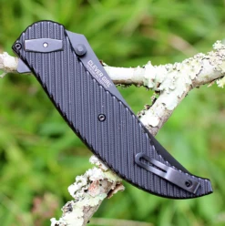 CRKT 2640 CLEVER GIRL FOLDER, 4.08" D2 Steel Black Plain Blade, G10 Handle -Knifeworks Sales Shop image 64354.1572615394