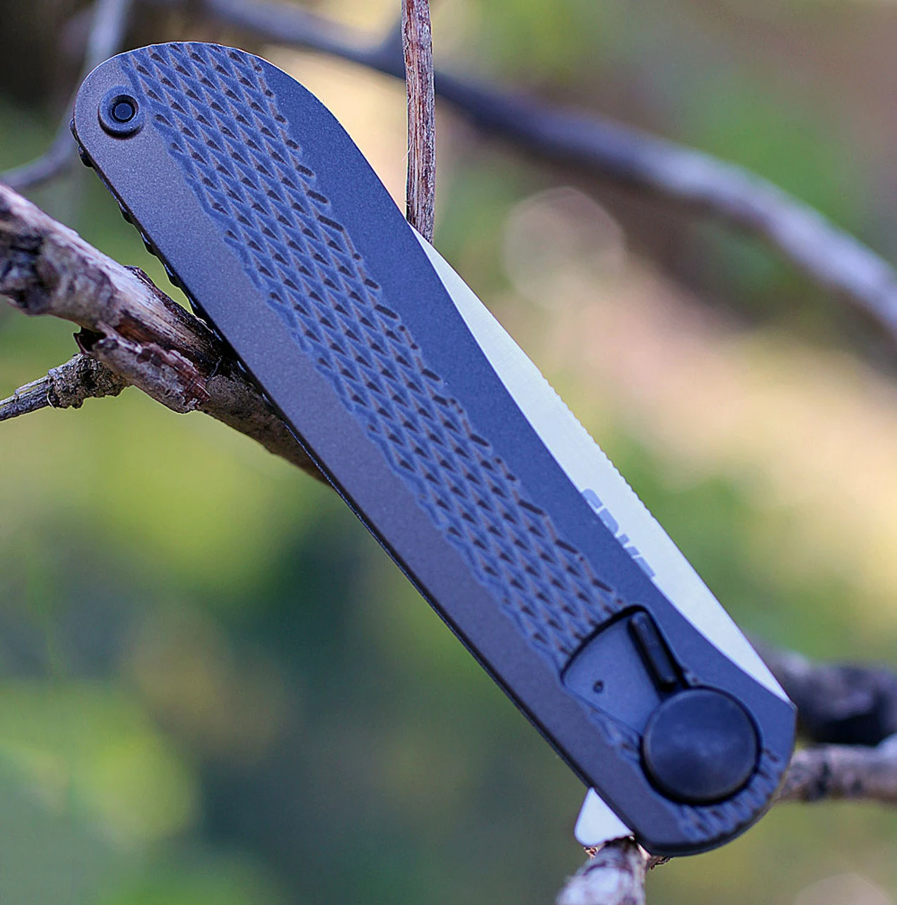 CRKT Slacker Folding Knife - Blk Checkered Alum. (3.25" Satin) K350KXP 3 CRKT Slacker Folding Knife - Blk Checkered Alum. (3.25" Satin) K350KXP - Image 3